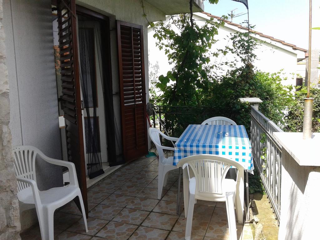 Apartments Marina Supetar Dış mekan fotoğraf